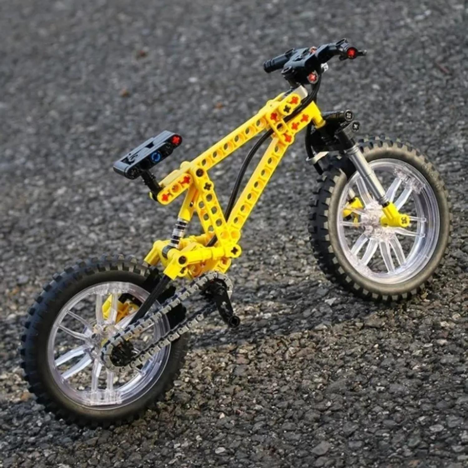 Construye Bicicleta Amarilla Montañera Escala Armable-3