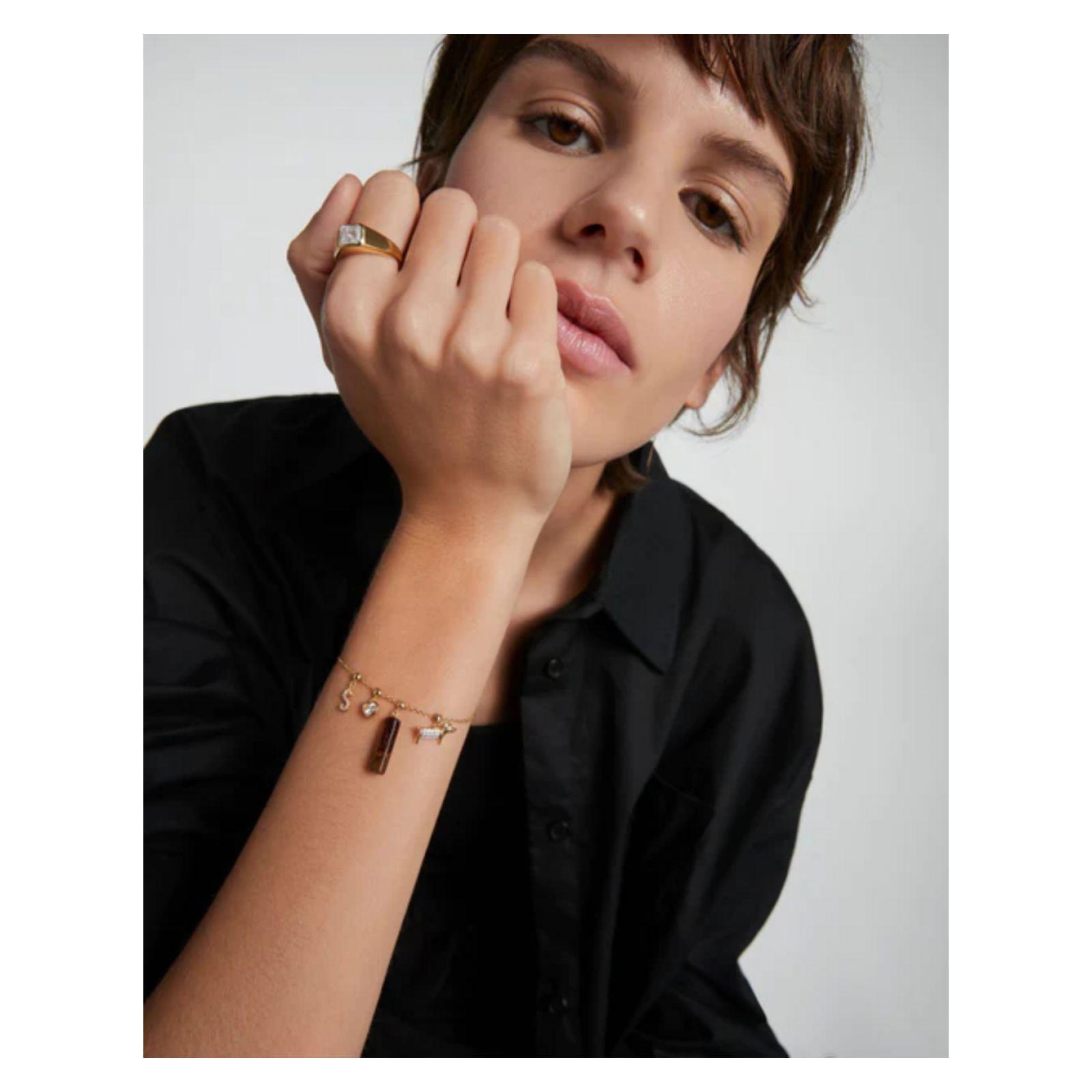 Dije PDPaola Ch01-080-U Dorado Mujer-1