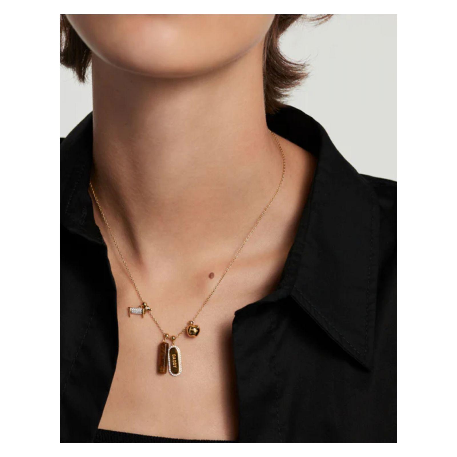 Dije PDPaola Ch01-103-U Dorado Mujer-2