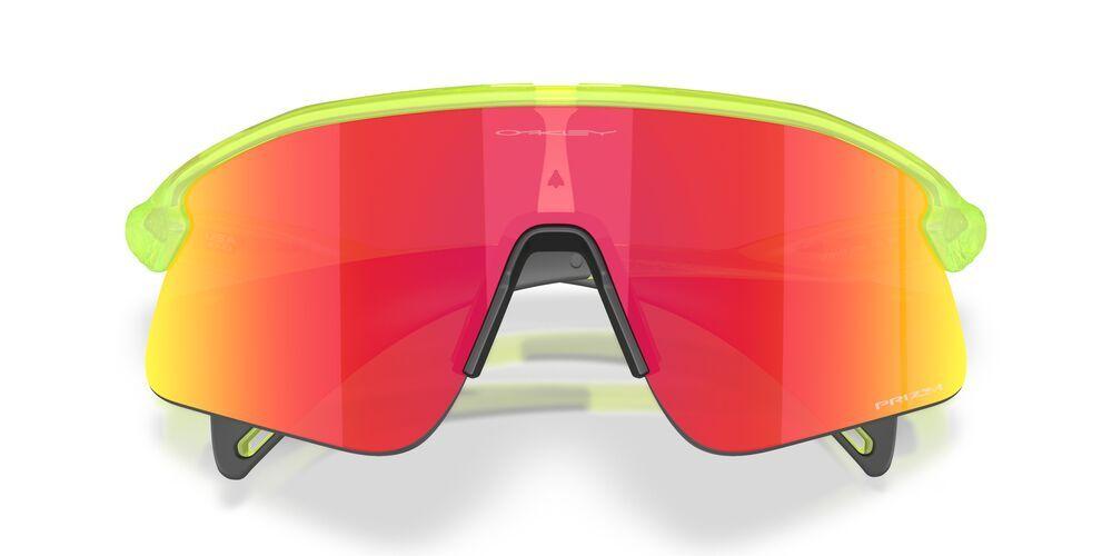 Anteojos De Sol Oakley OO9517 Stunt Devil Matte Uranium Prizm Ruby Gris Unisex-4