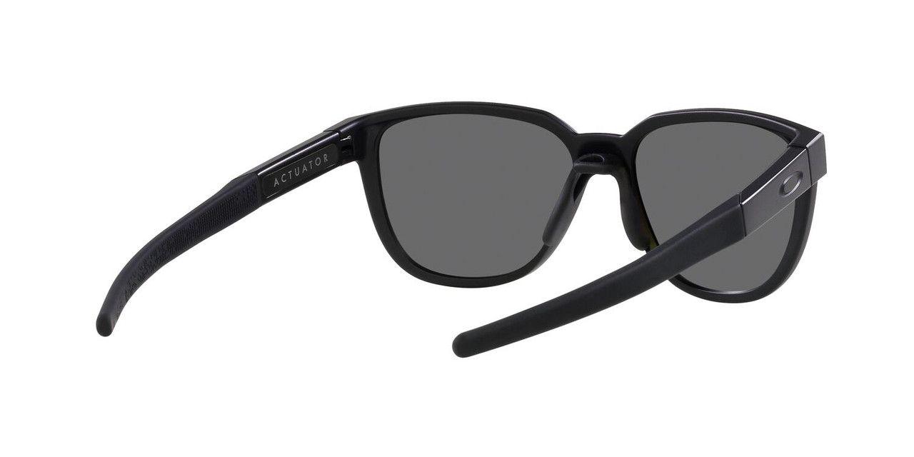 Lentes De Sol Oakley 0OO9250 Actuator Negro Hombre-4