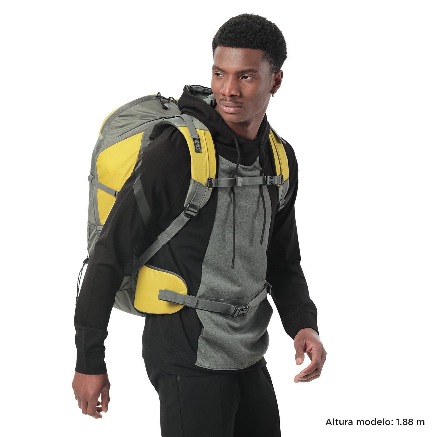 Mochila Outdoor Denali Totto Amarillo-2