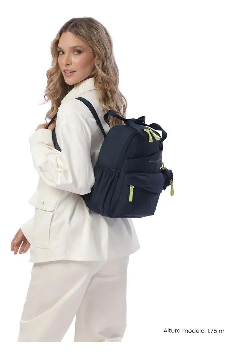 Mochila Universitario Porta Tablet 10  Suzuka Azul Mujer-1