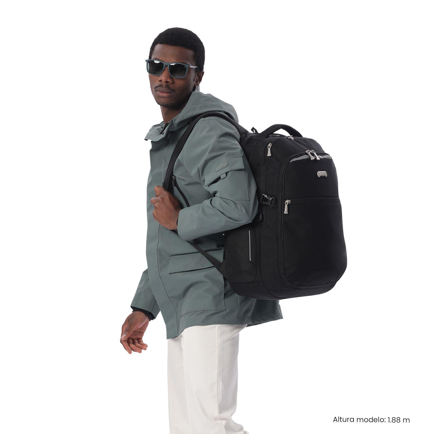 Mochila Ejecutivo Porta PC 17" Novixan Negro Hombre-1