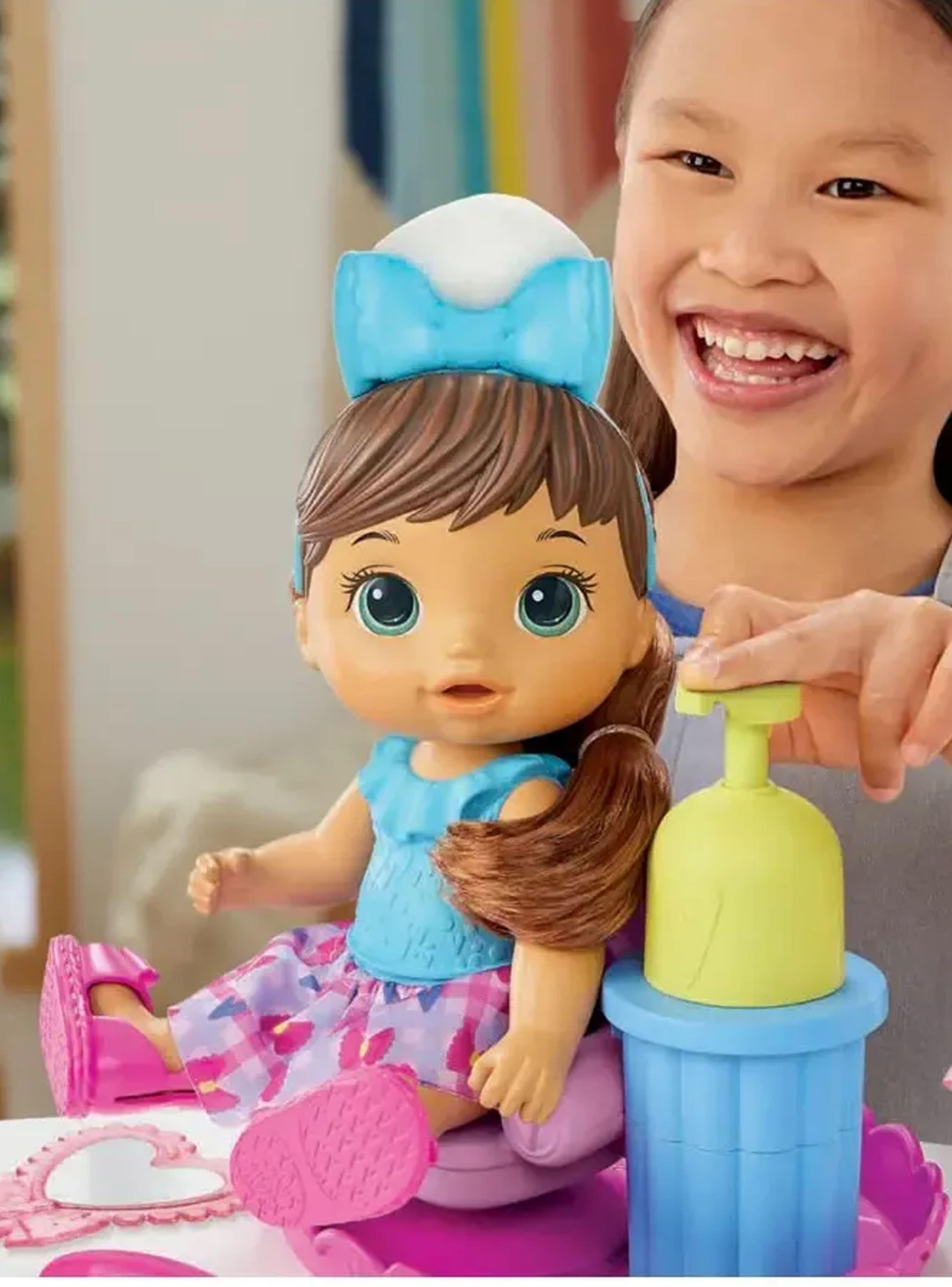 Muñeca Baby Alive Diversion Con Burbujas Cabello Castaña niñas 3+-4