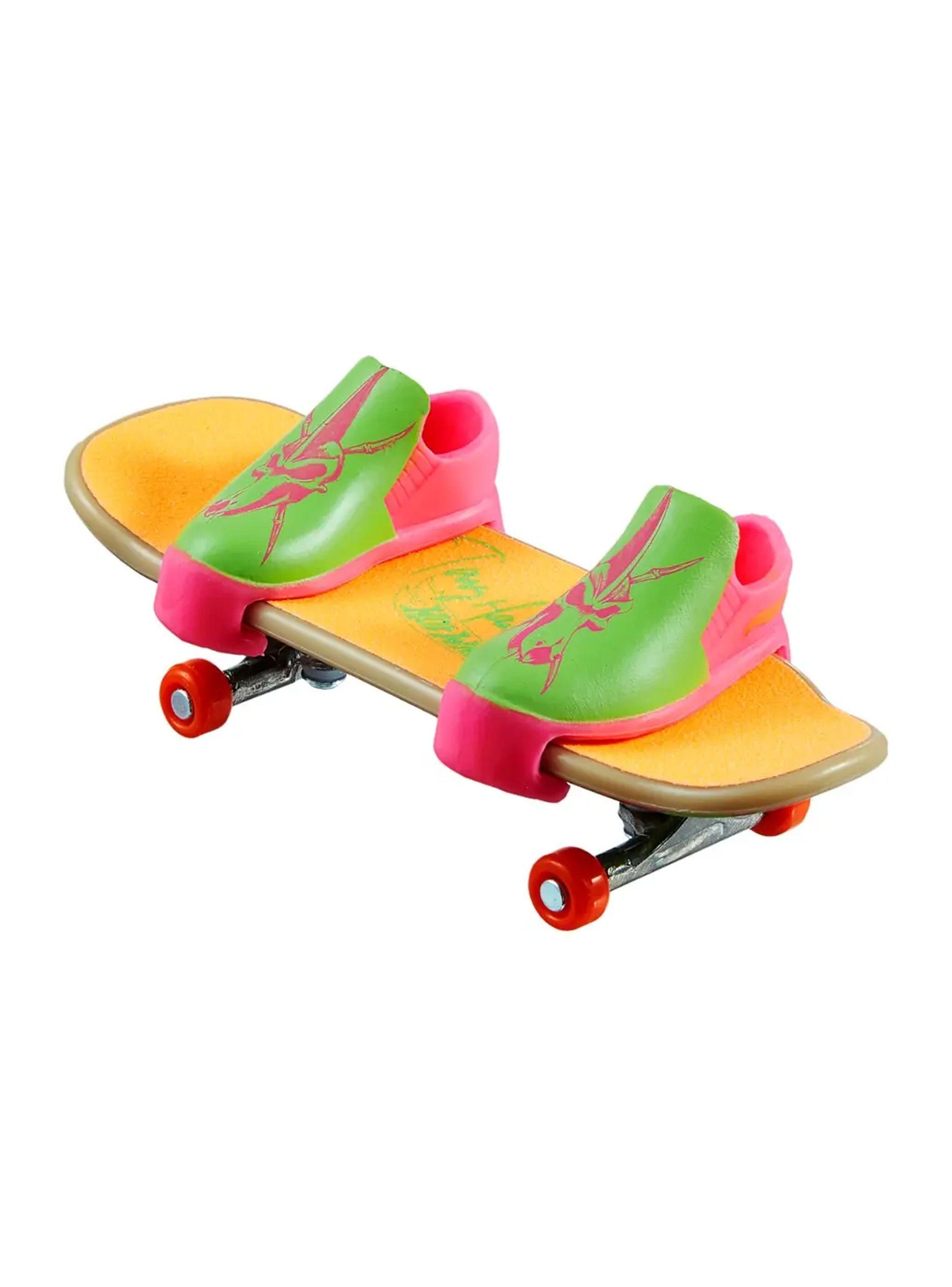 Auto Metal 1:64 Con Patineta Fingerboard Neon-2