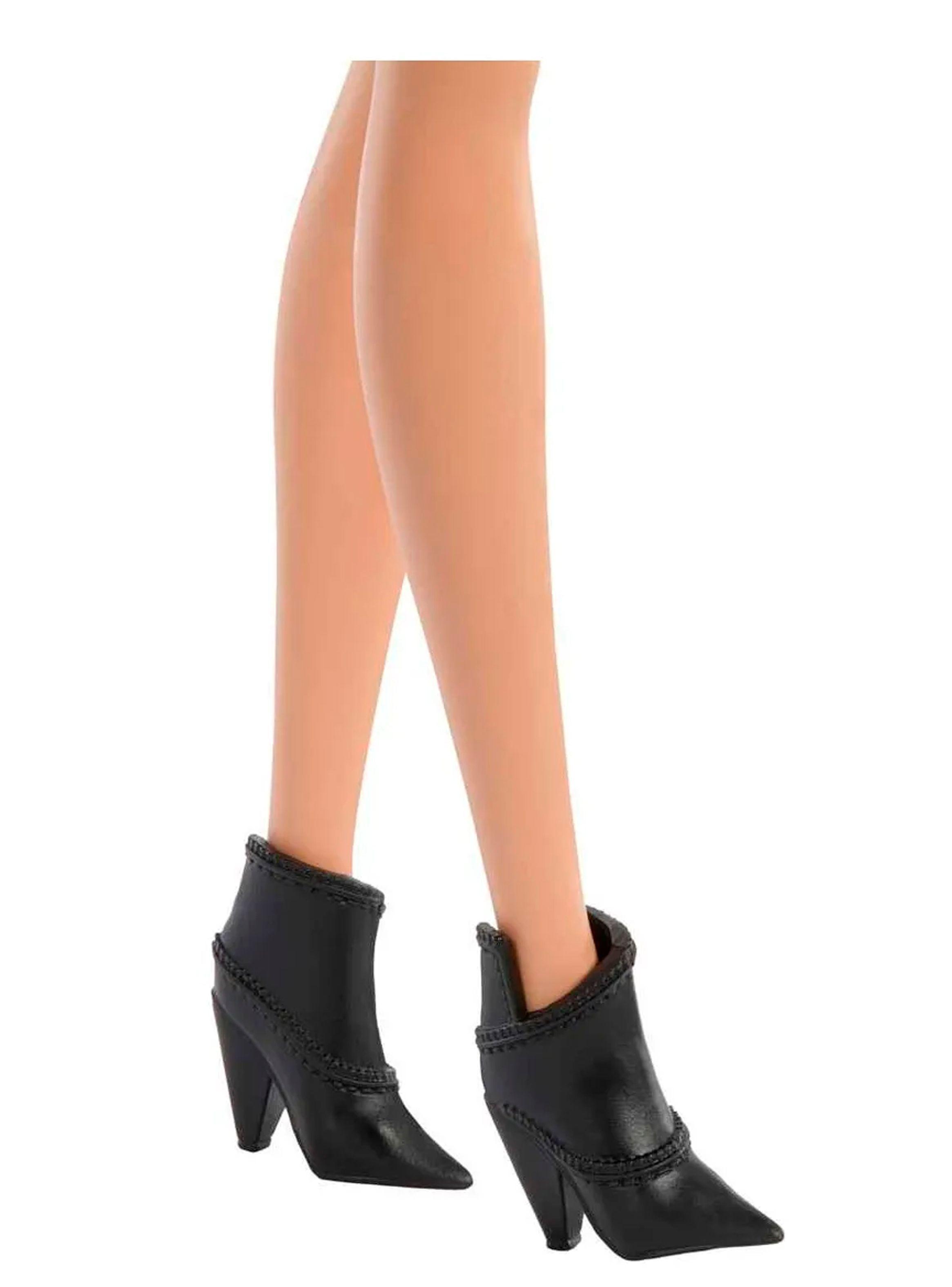 Barbie de Colección RBD | Muñeca Roberta Pardo (Rebelde)-4