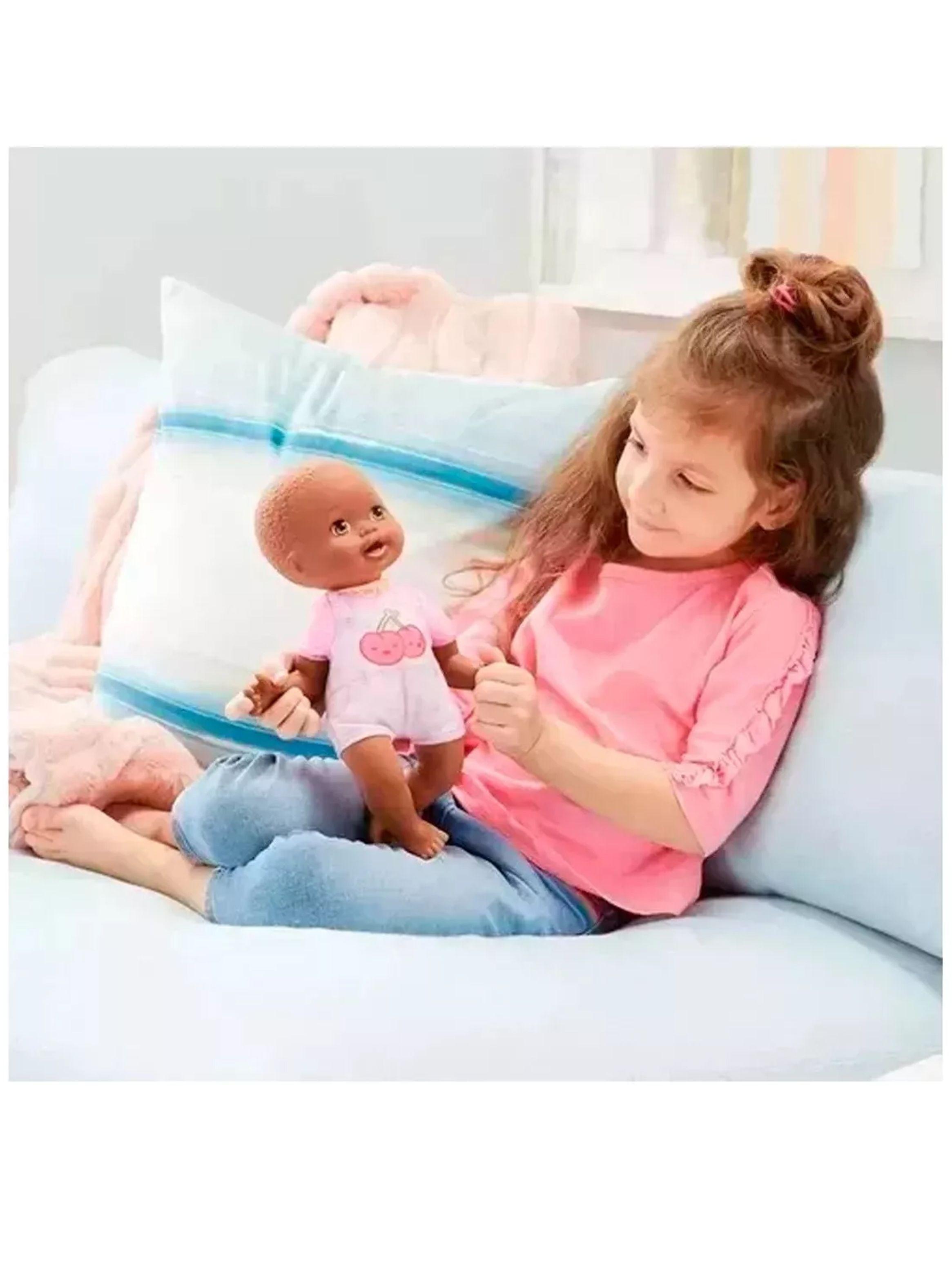 Muñeca Little Mommy Bebita Recien Nacida Morena Cerezas Mattel-3