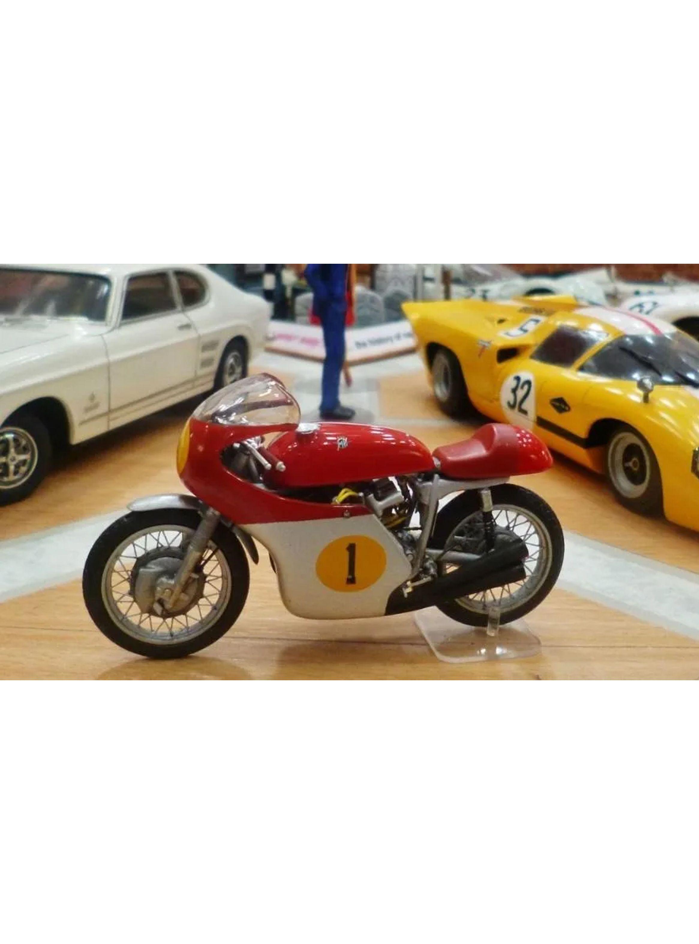 Motos De Colección Competición A Escala 1:24 de Luppa-2