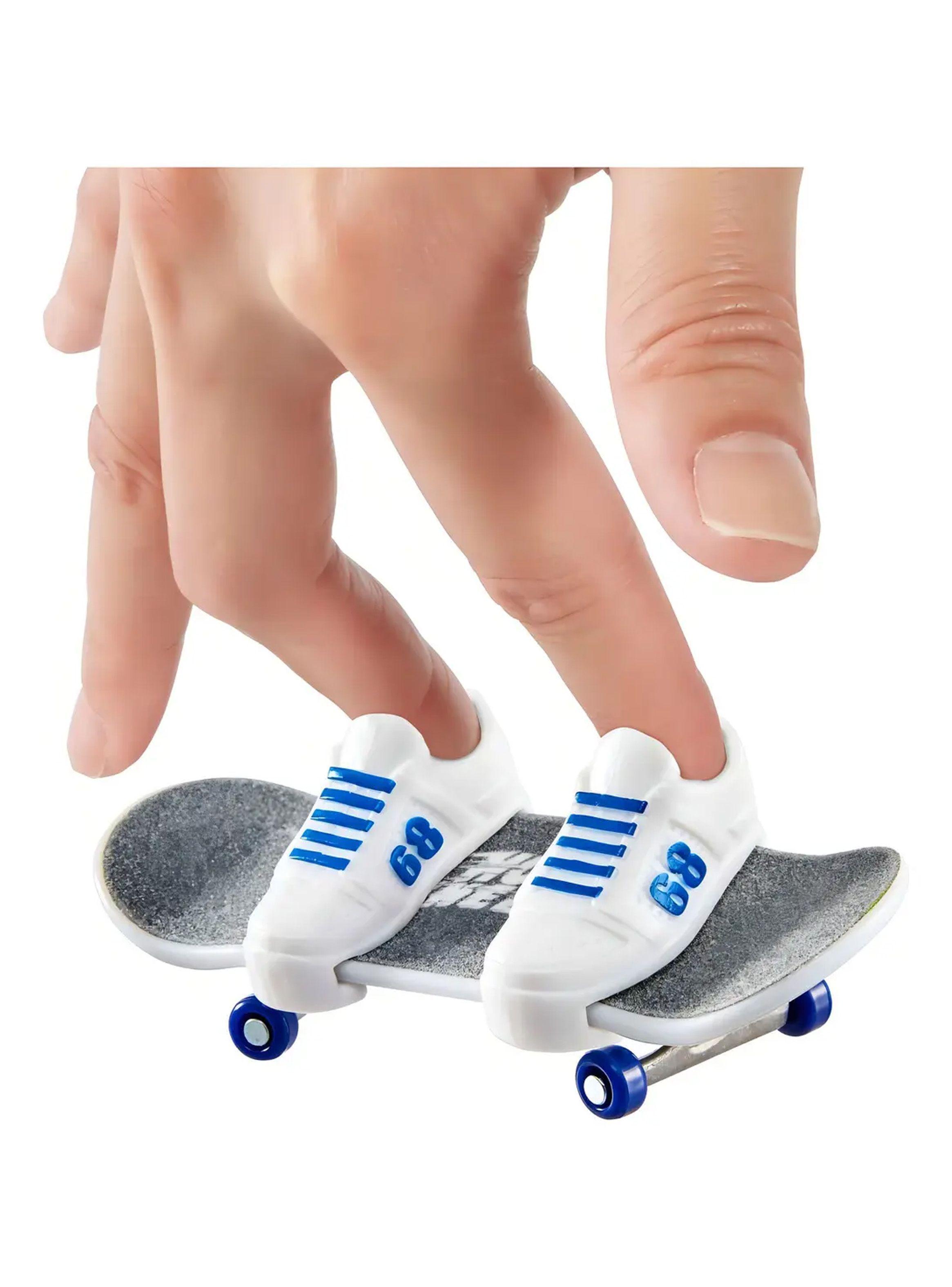 Auto Metal 1:64 Con Patineta Fingerboard Nitro-2