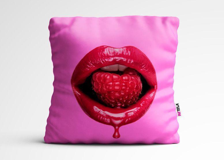 Cojin 45x45 cm ilustración Beso frutal-0