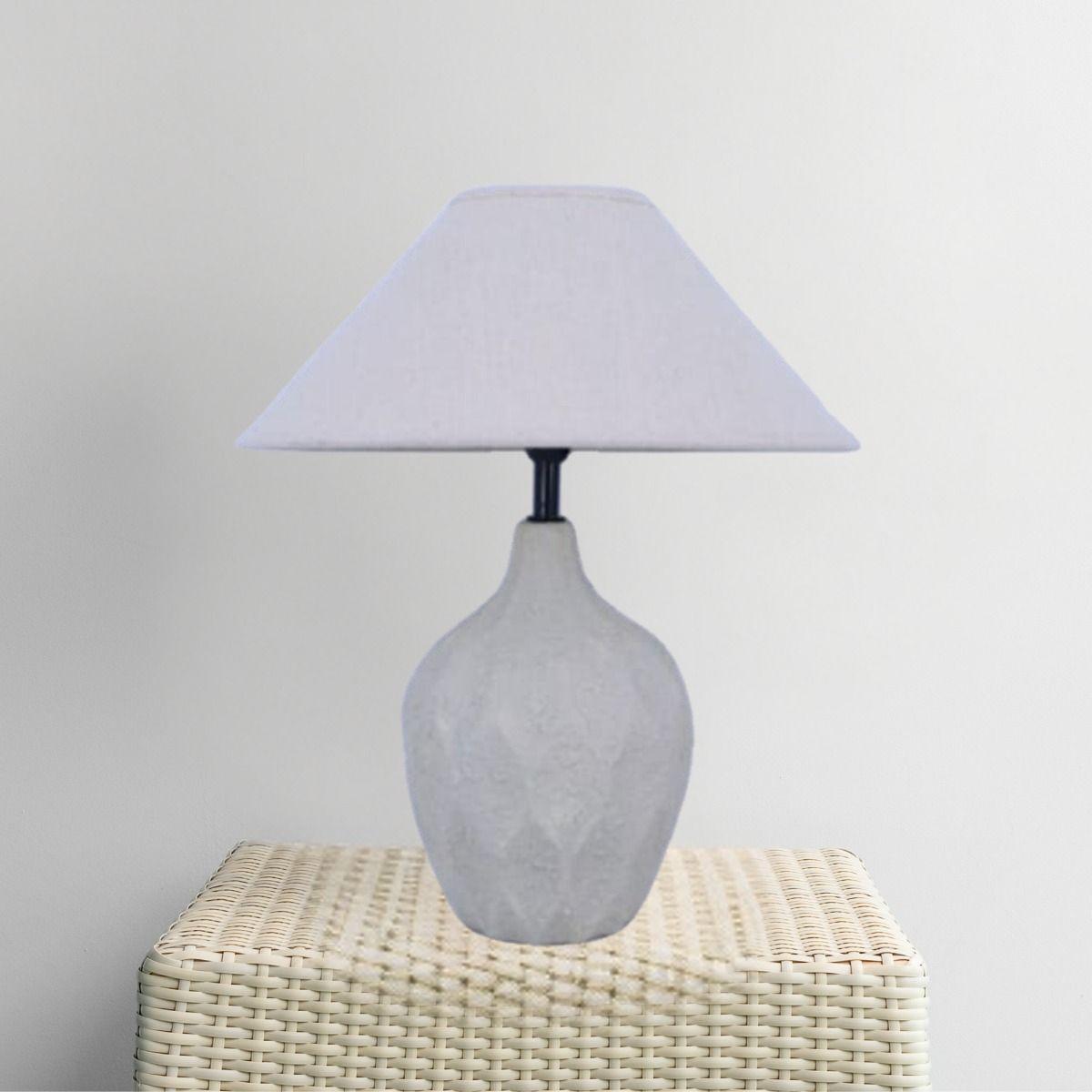 Lámpara Mesa Base Texturizada Pantalla Beige Decorativa Jhn-5