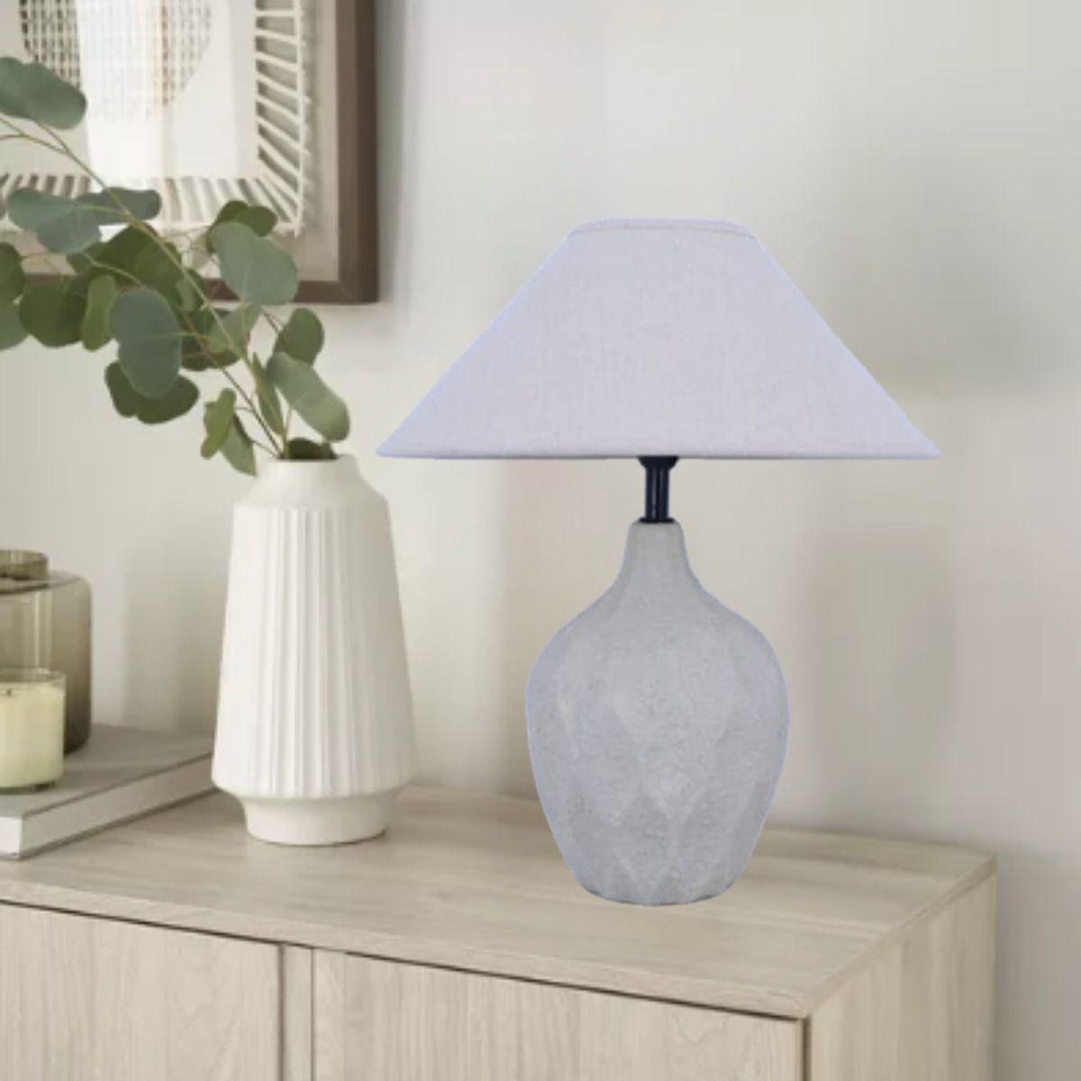 Lámpara Mesa Base Texturizada Pantalla Beige Decorativa Jhn-6