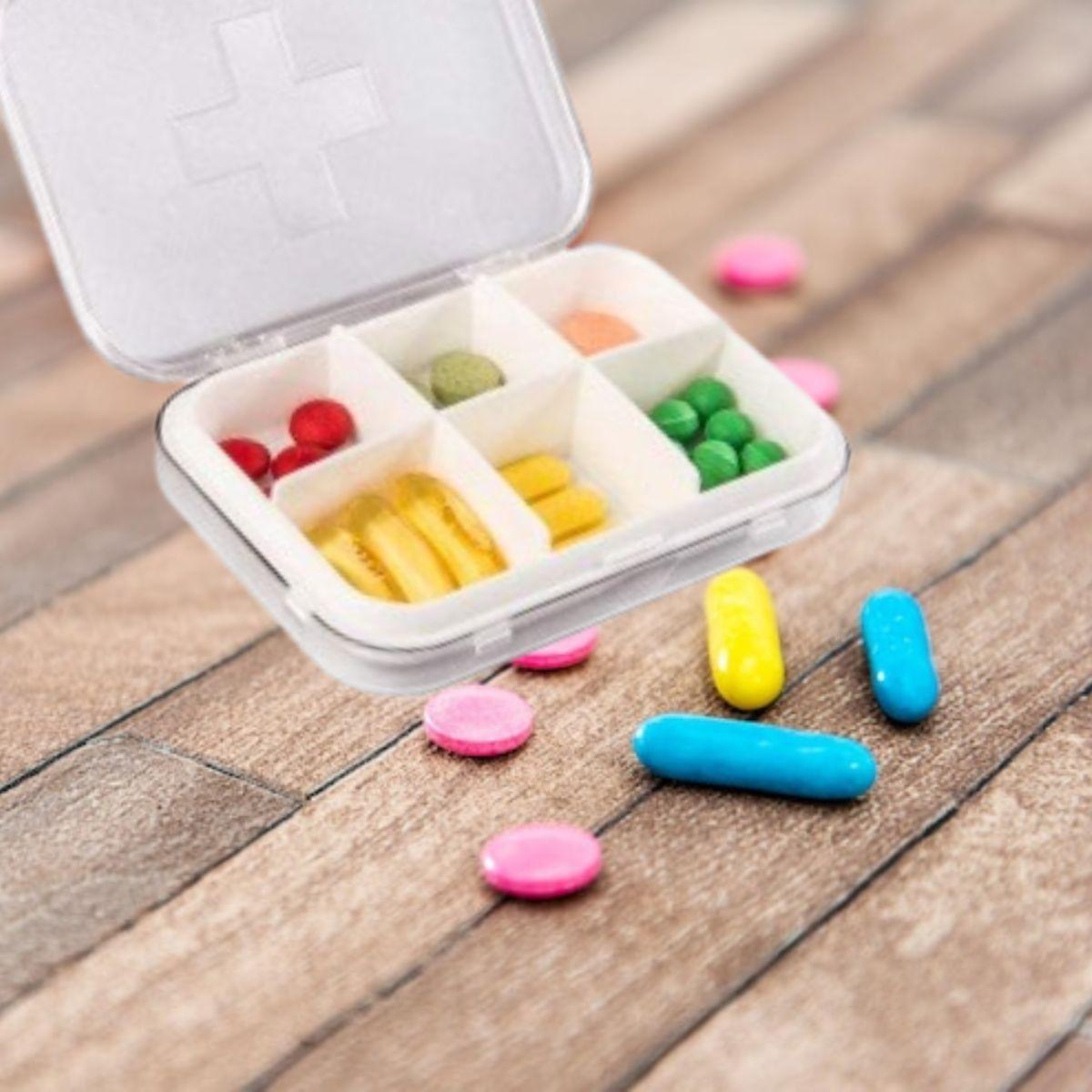 SET 5 PASTILLEROS PORTATIL VIAJE 6 COMPARTIMIENTO LAU-9