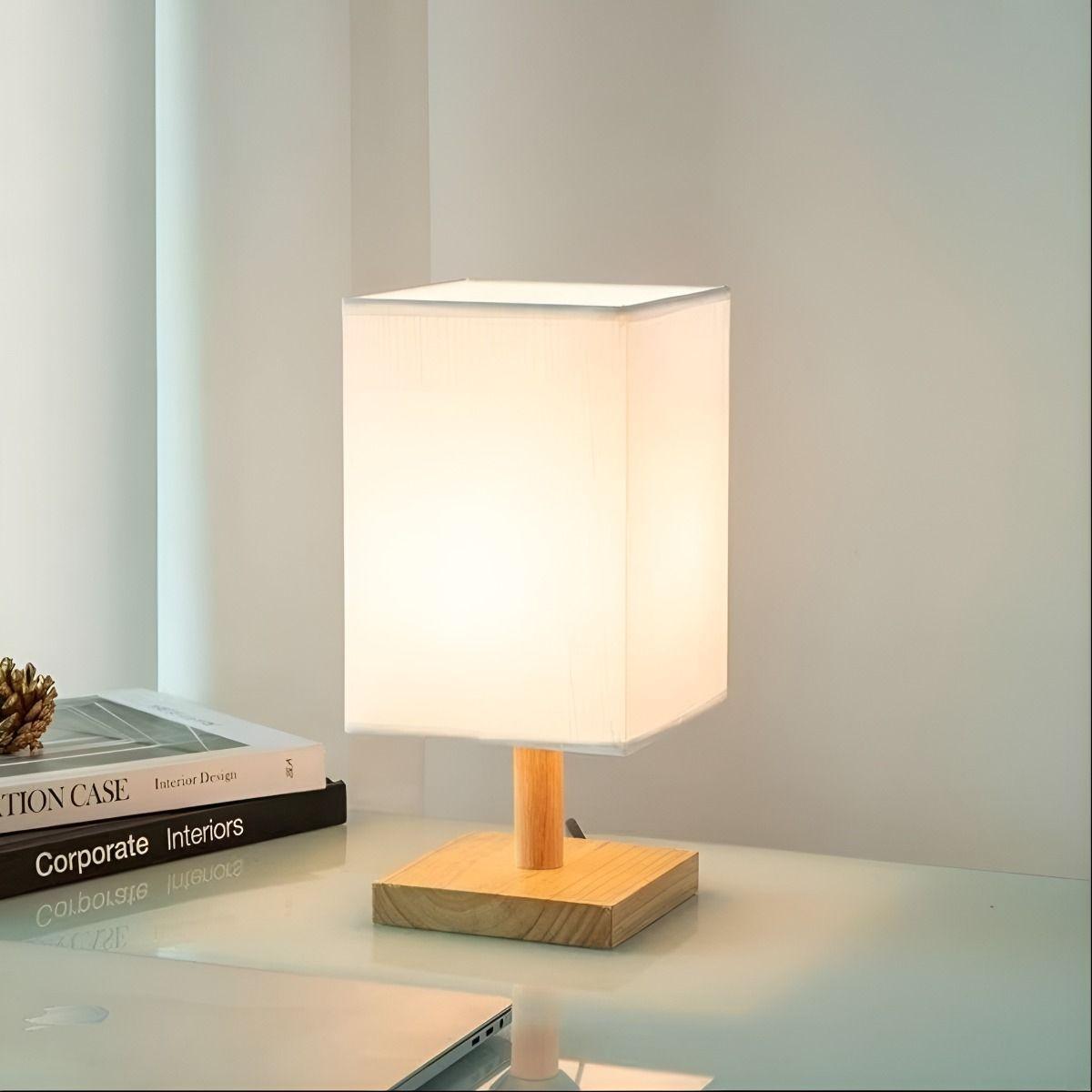 Lámpara Mesa Decorativa Base Madera Cuadrada Beige Jhn-5