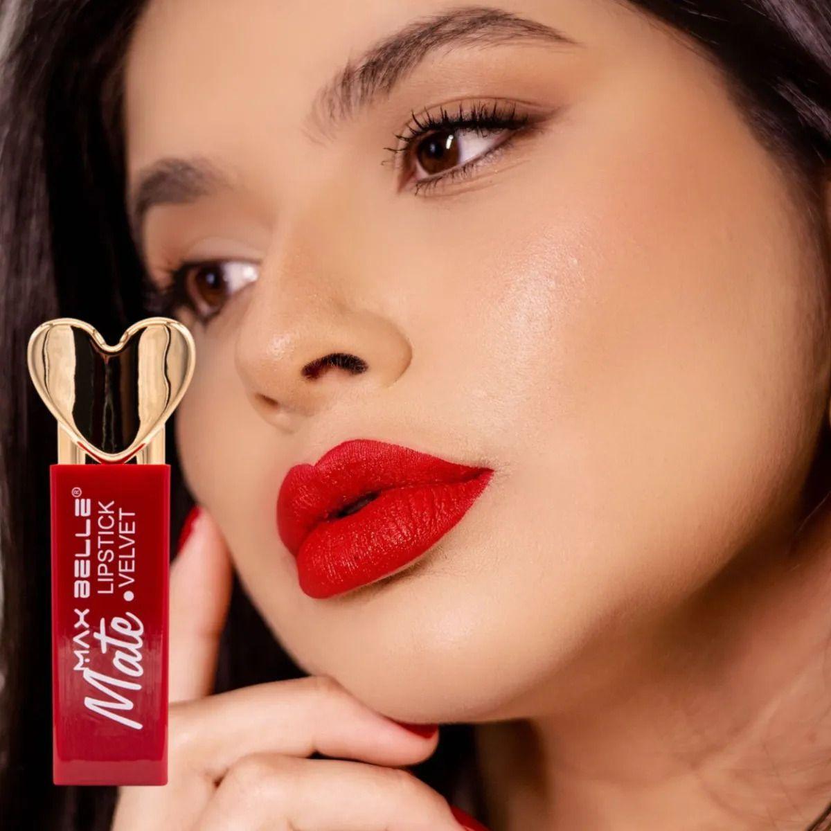 Set 2 Labiales Barra Mate Forma Corazón Larga Duración ALJ-5