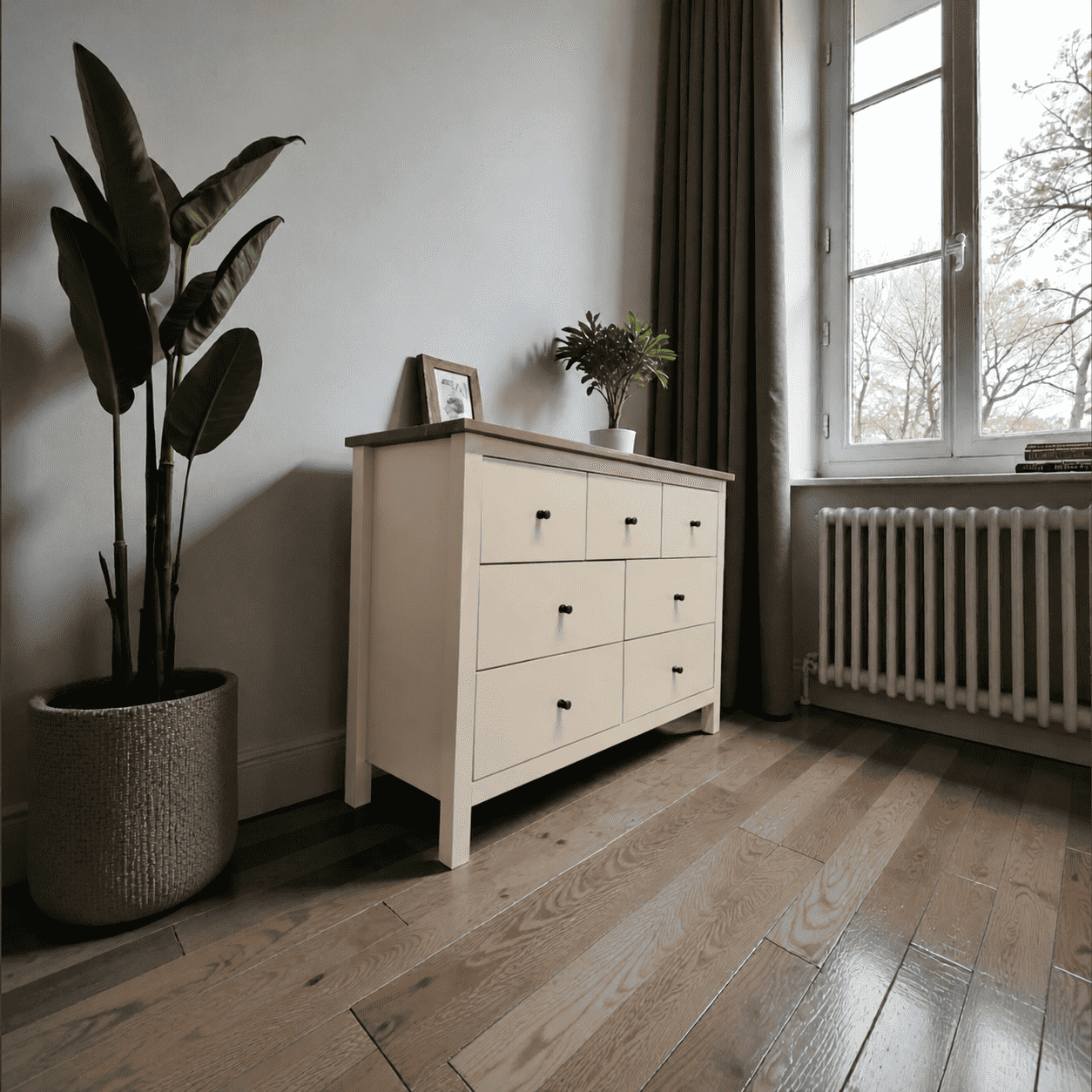 Cómoda "Canelo" 7 Cajones Estilo Farmhouse Chic en Madera - Beige - 120x40x80 cm-1