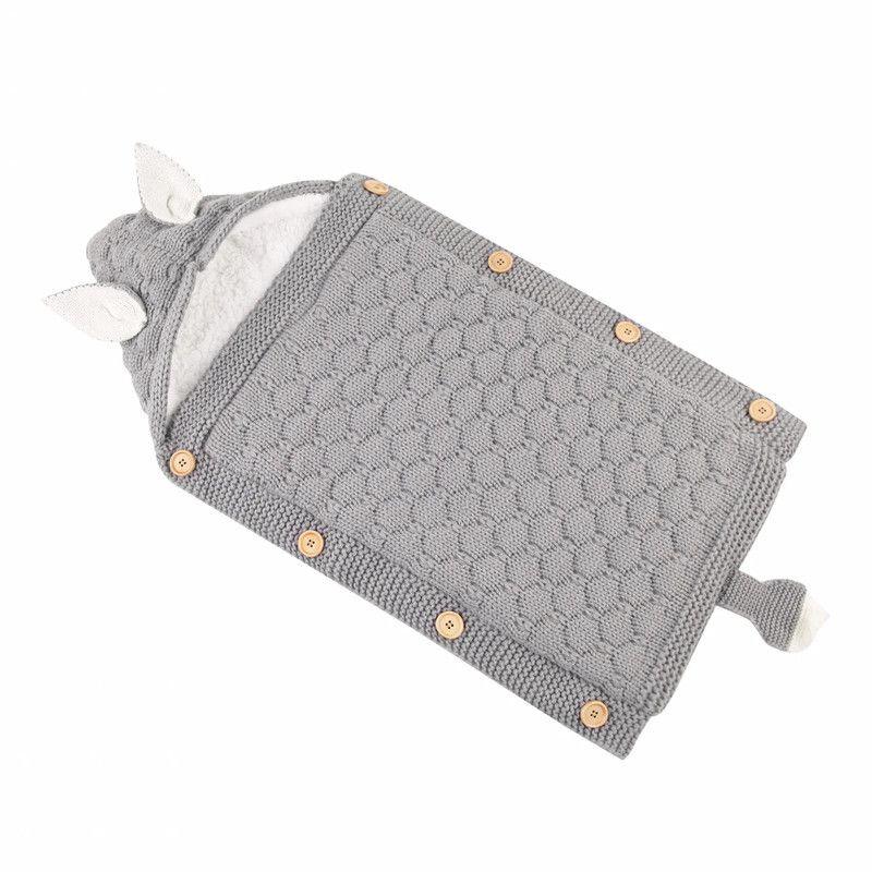 SACO DORMIR INVIERNO TEJIDO CON CAPUCHA SUAVE BEBE LAU-0