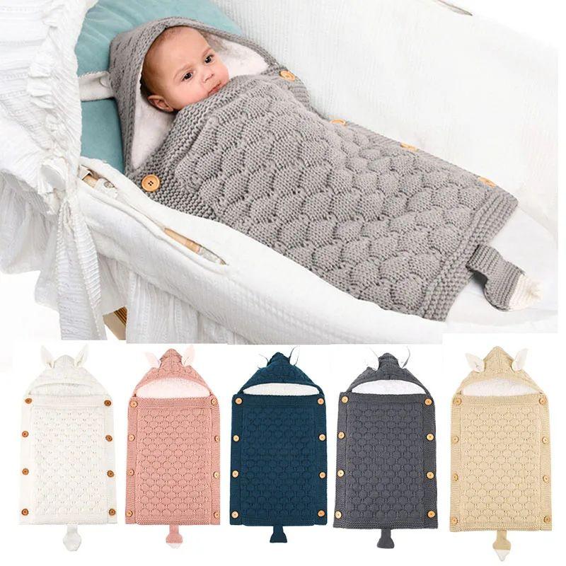 SACO DORMIR INVIERNO TEJIDO CON CAPUCHA SUAVE BEBE LAU-1