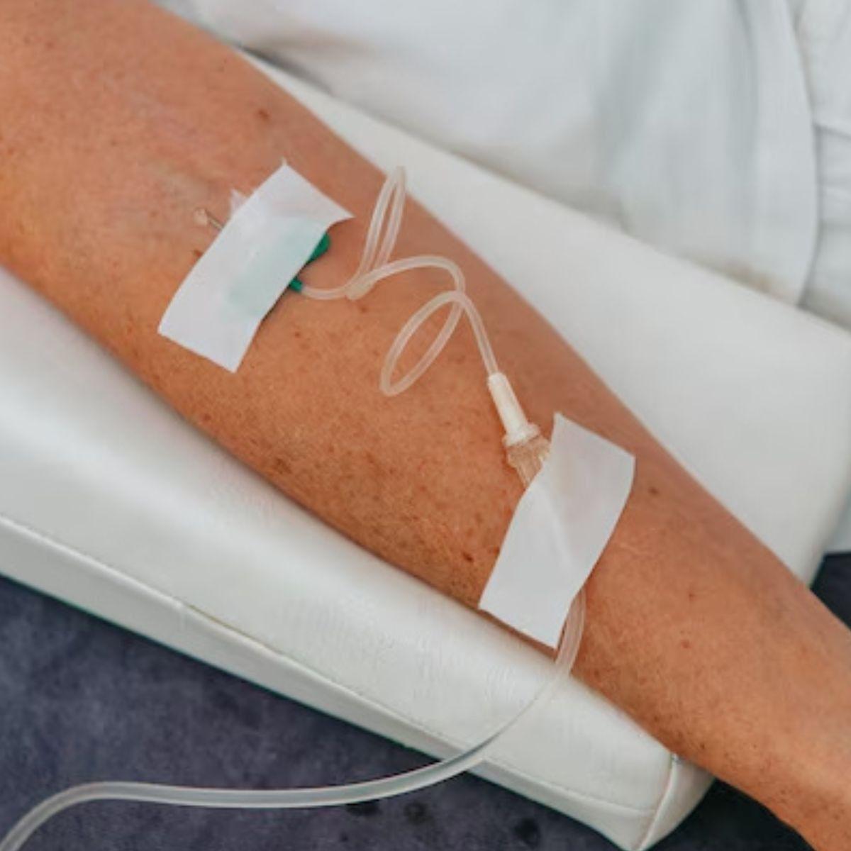 PACK 8 VENDAS ADHESIVA QUIRURGICA TRANSPIRABLE 2,5CMX5M LAU-1