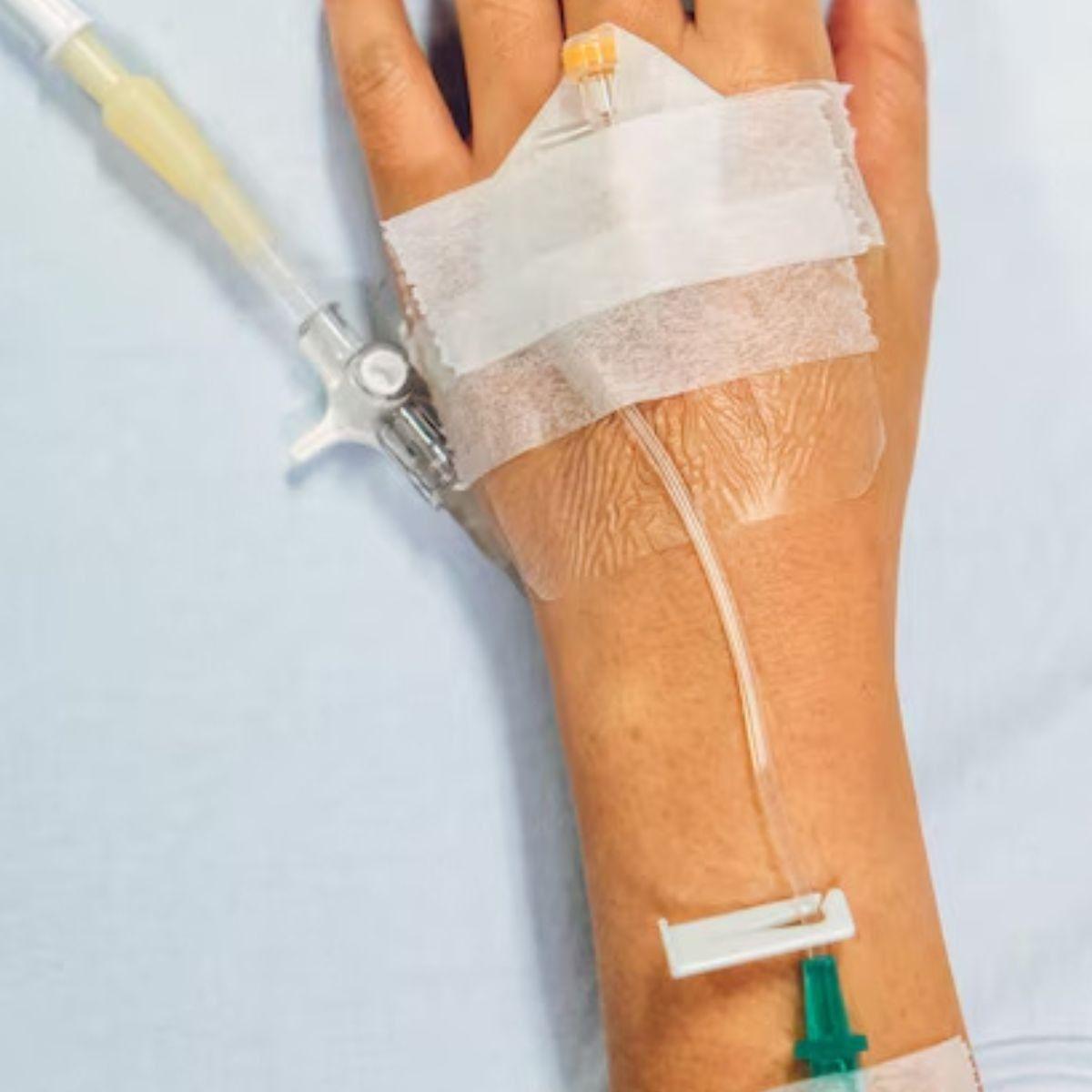 PACK 8 VENDAS ADHESIVA QUIRURGICA TRANSPIRABLE 2,5CMX5M LAU-4