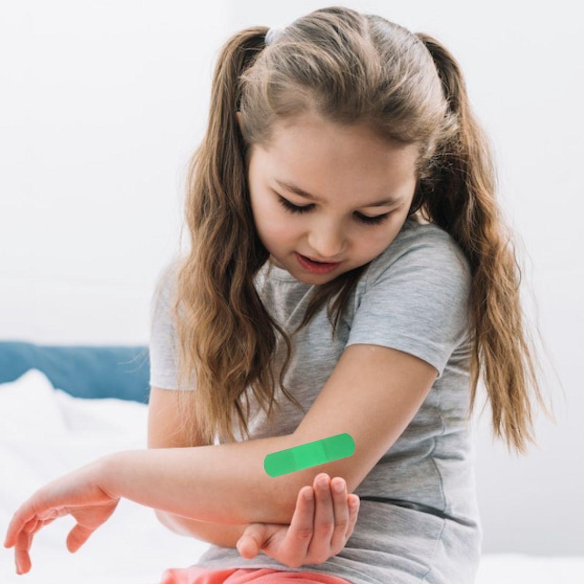 PACK 5 PARCHES CURITAS INFANTIL HERIDAS COLORES LAU-6