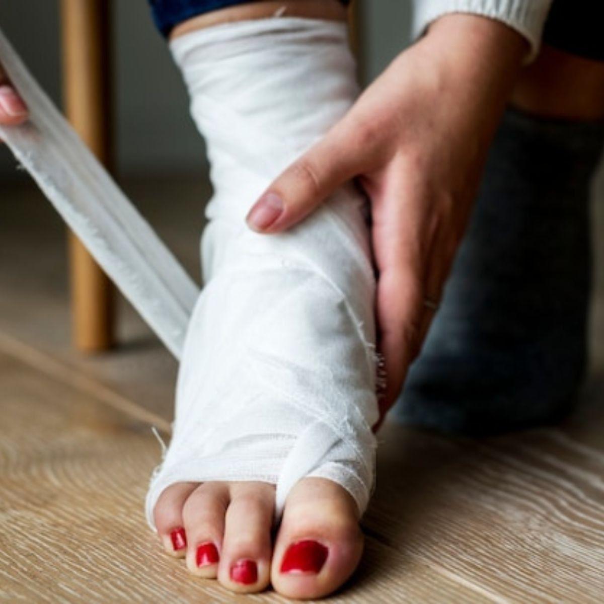 VENDA MEDICA TELA ADHESIVA LEUKOPLAST HERIDAS LAU-2