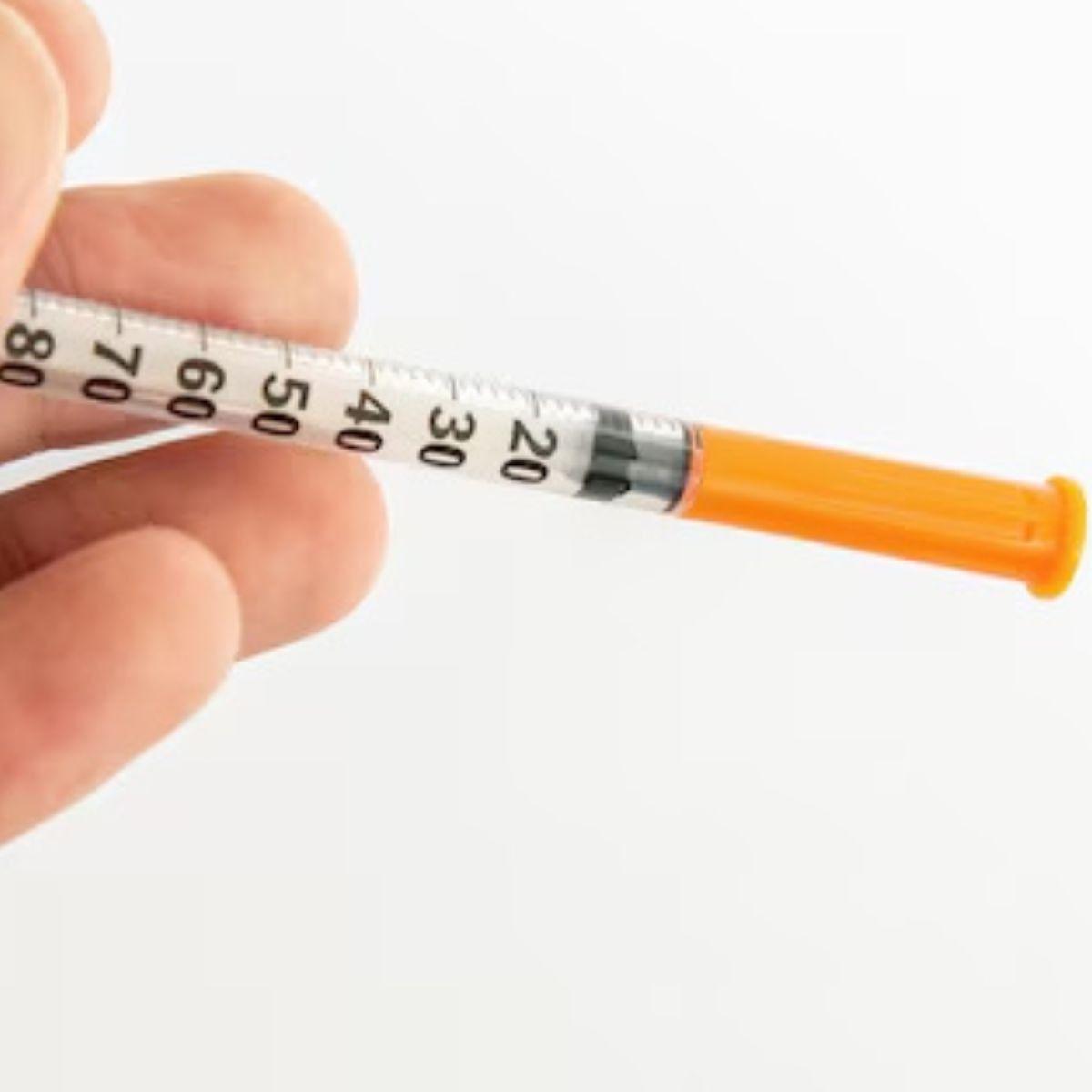 PACK JERINGA DE INSULINA 1 ML 100 PCS DESECHABLE LAU-7