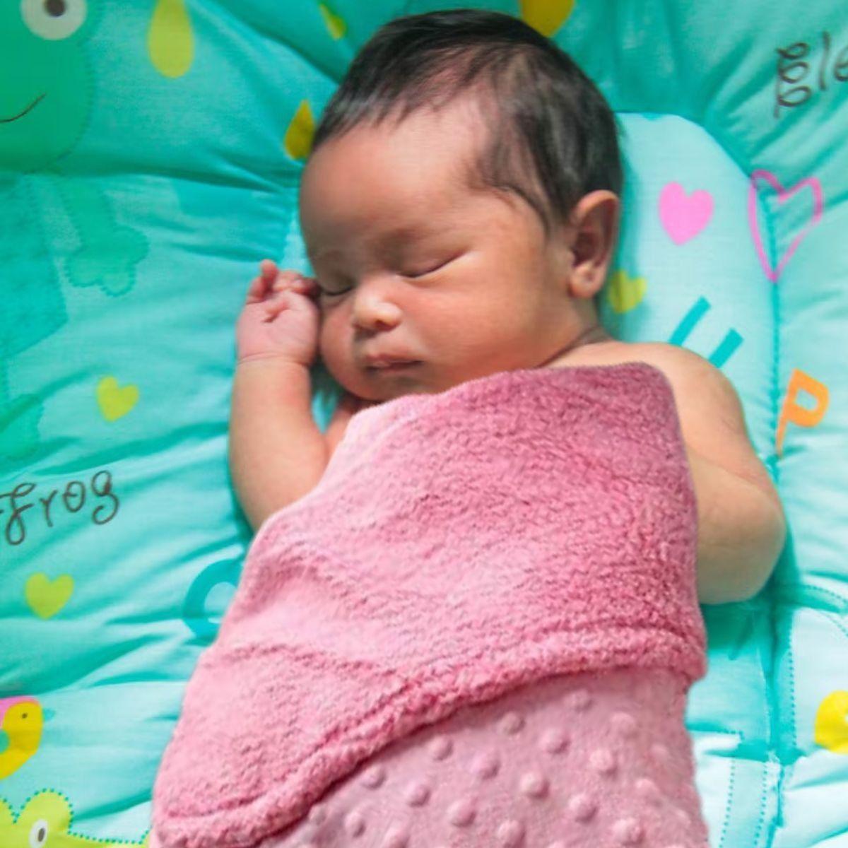 MANTA DE APEGO TERMICA FORRO POLAR CALIDA SUAVE BEBE LAU-8