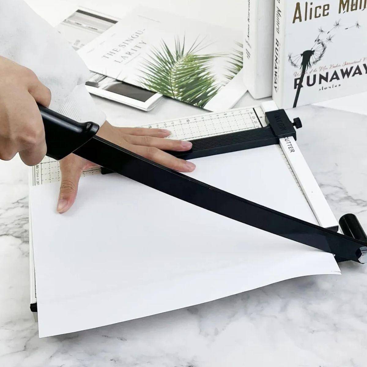 GUILLOTINA DE PAPEL A4 CORTADOR OFICINA ESCOLAR LAU-8