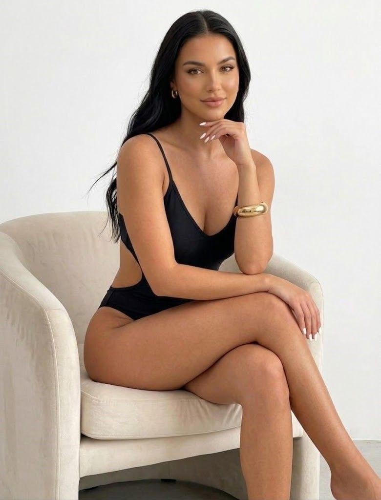 Traje de Baño Negro Colaless con Espalda con Tiras Cruzadas-2