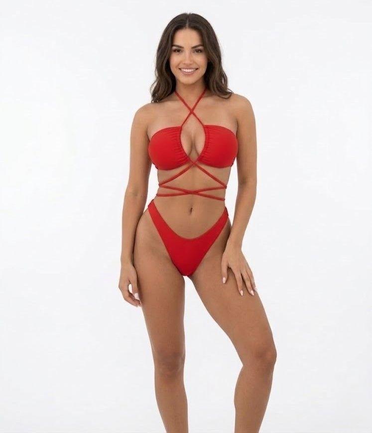 Bikini Rojo Top de Tiras Cruzadas y Braga Colaless-2