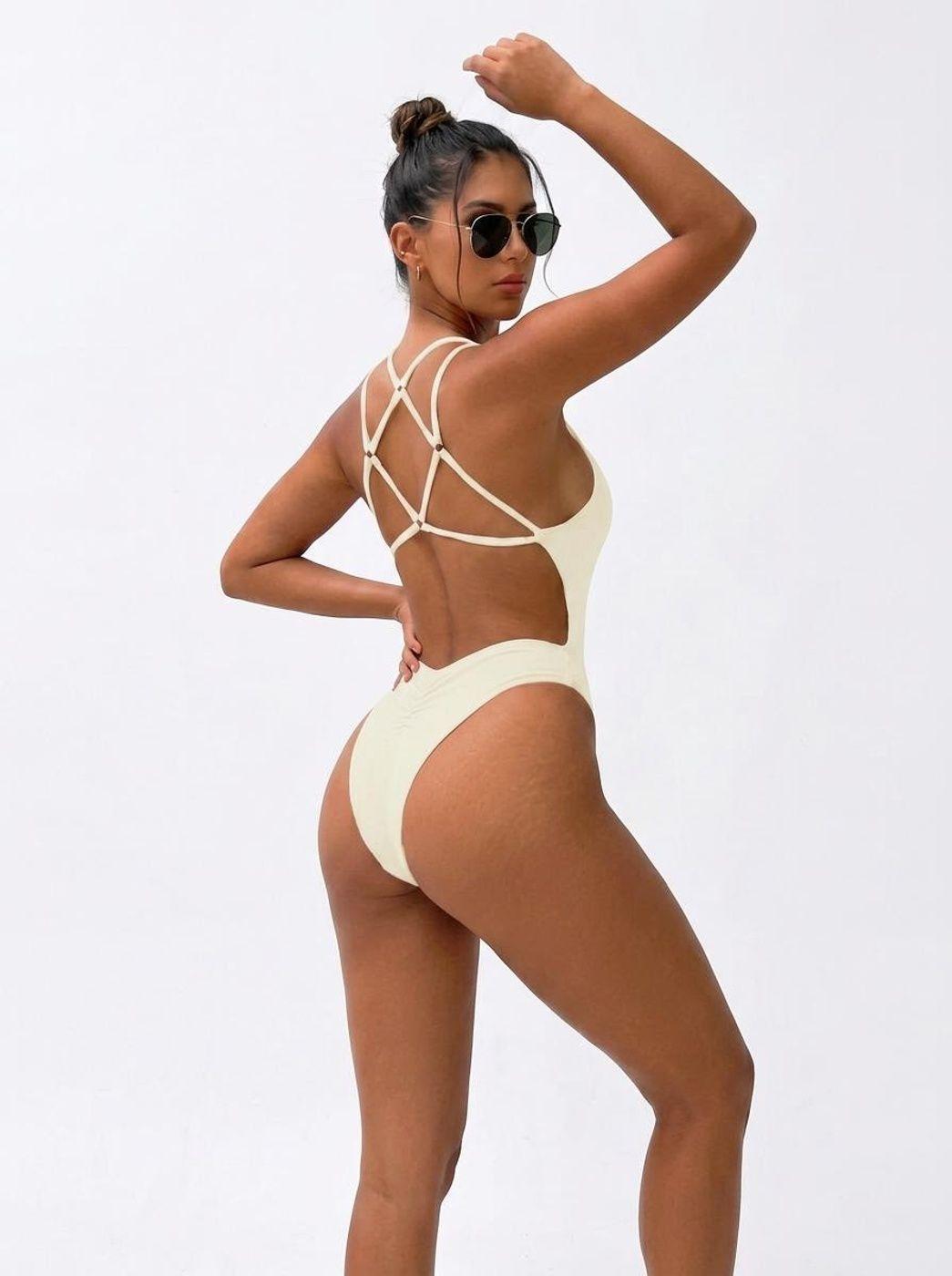 Traje de Baño Entero Crema Corte Alto Escote en la Espalda-4