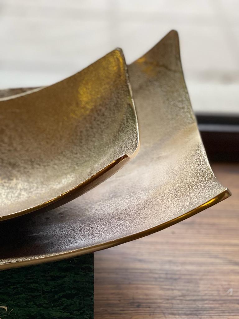 Fuente Curva Dorada -1