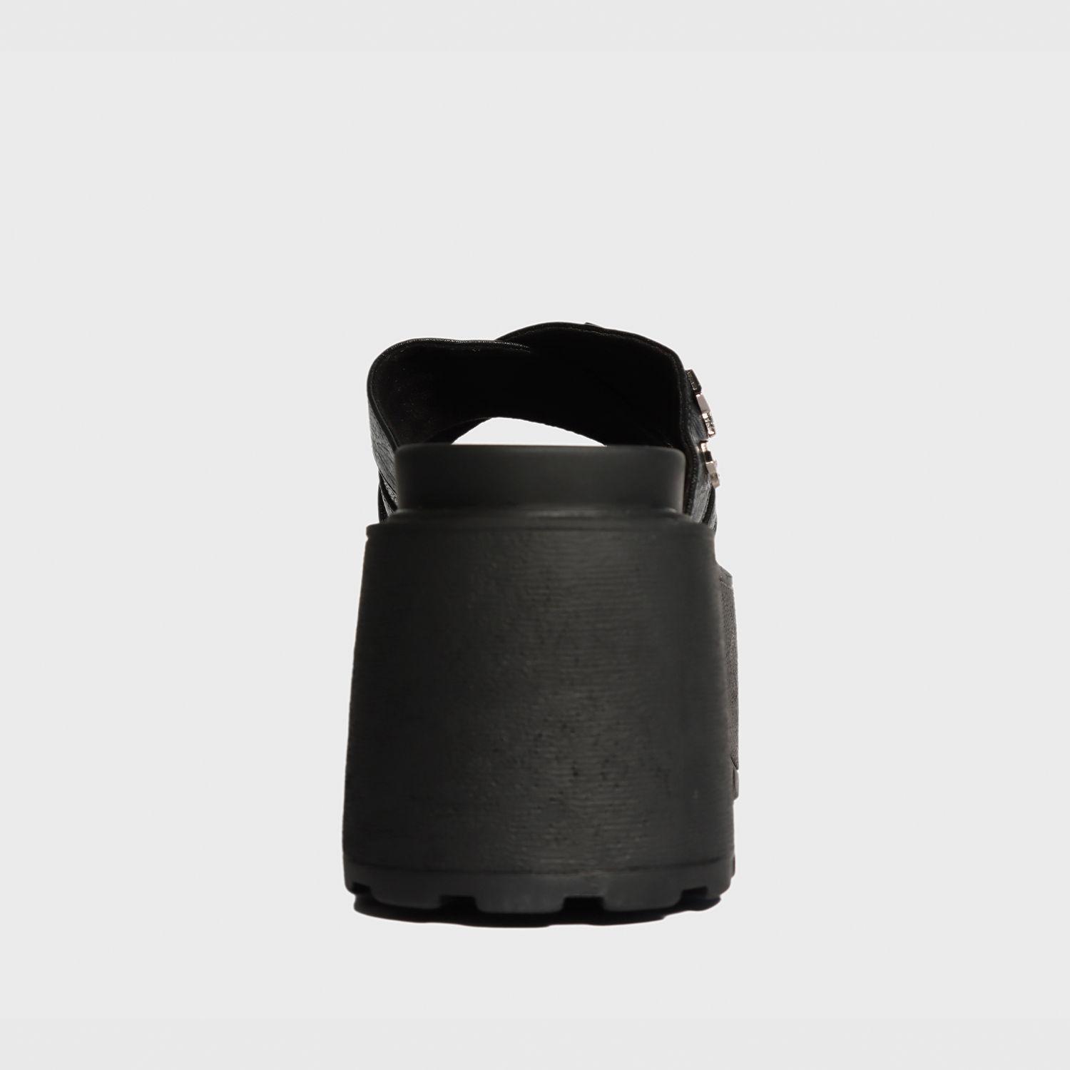 Sandalia Plataforma Negra Mujer 15677 Gotta-4