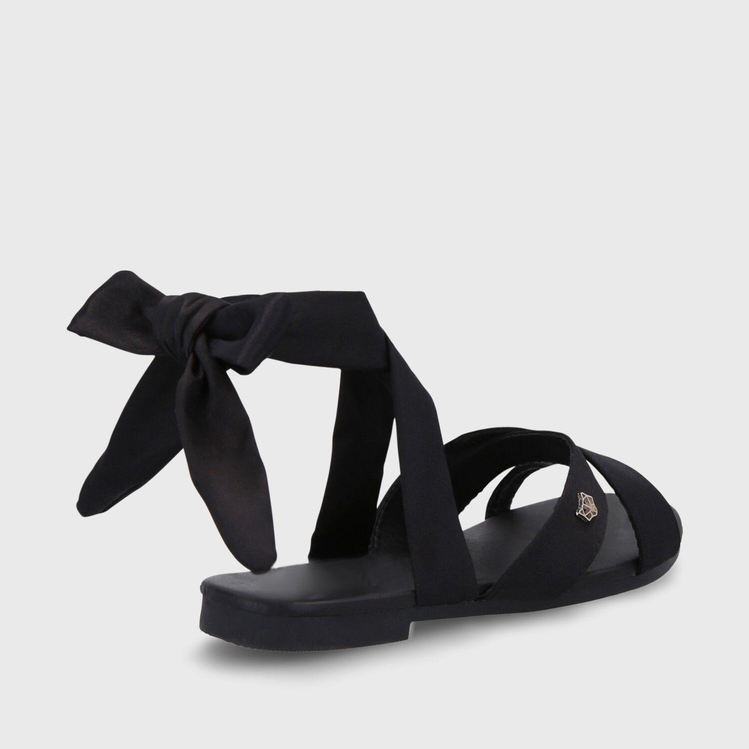 Sandalia Plana Negra Mujer 33712 Gotta-4