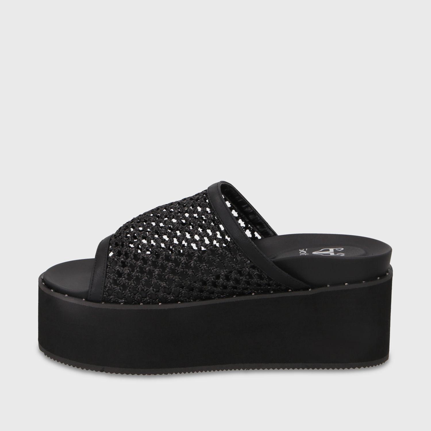 Sandalia Plataforma Negra Mujer 1566H Gotta-3
