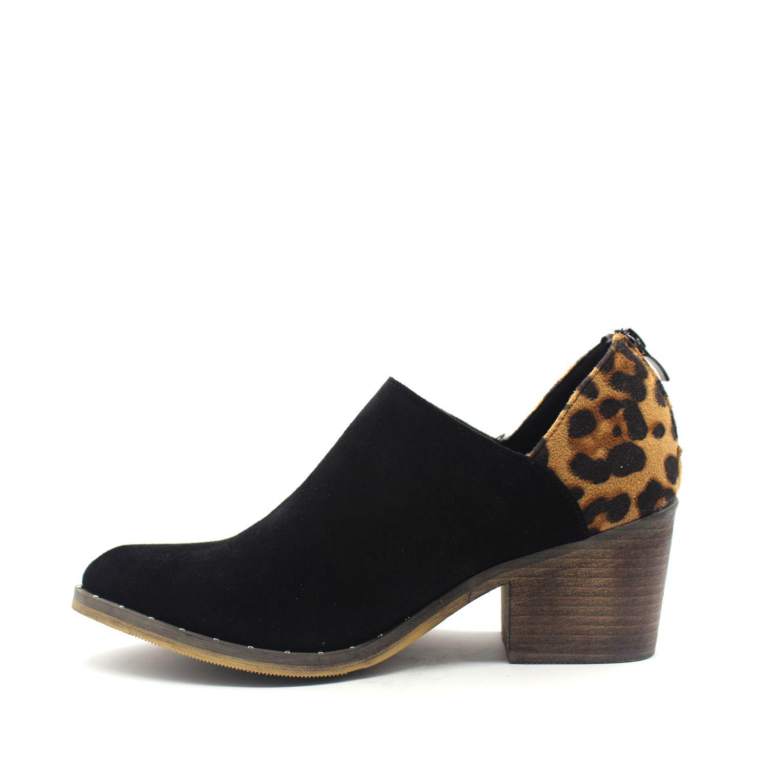ZAPATO NEGRO ANIMAL PRINT C7260-3