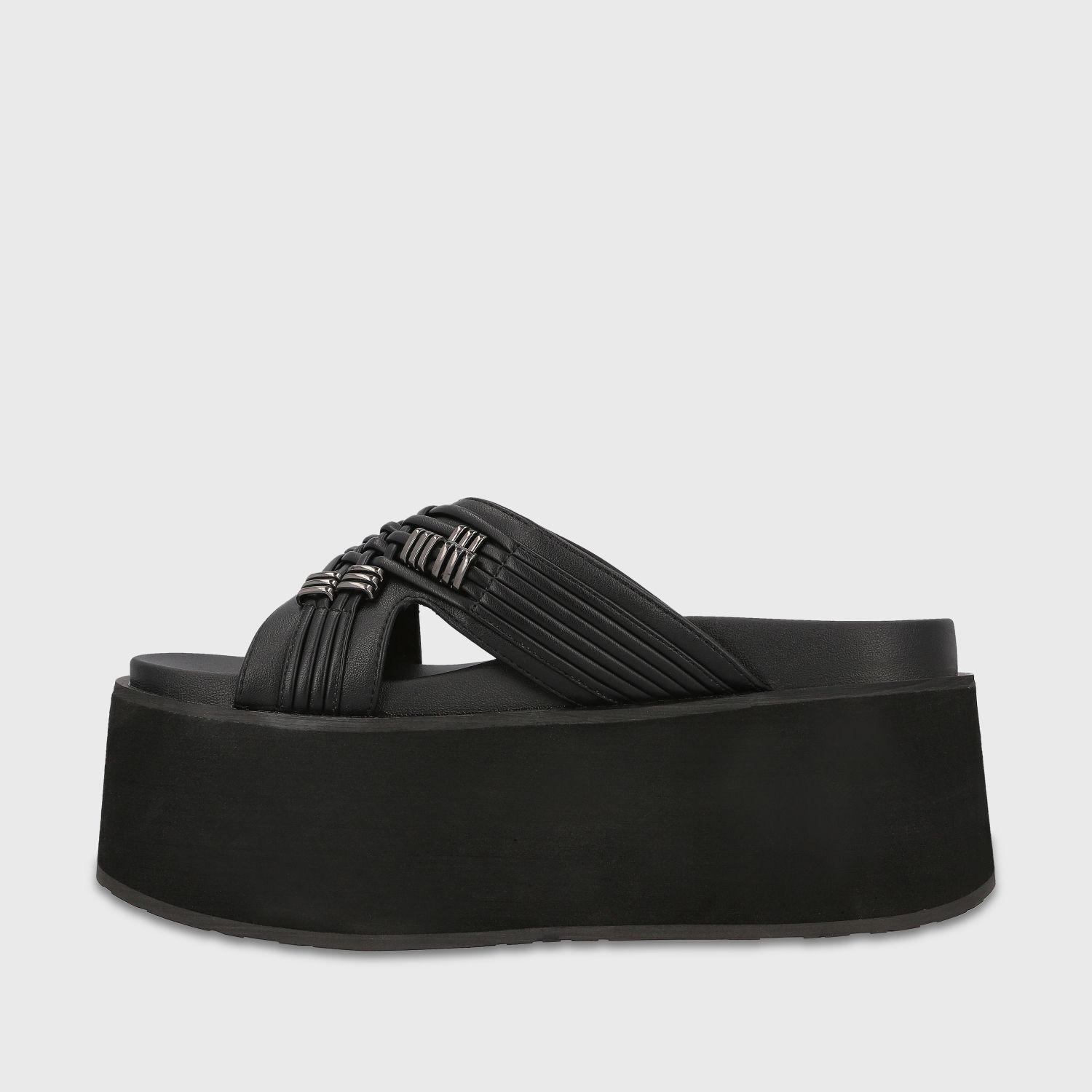 Sandalia Plataforma Negra Mujer Cami Gotta-3