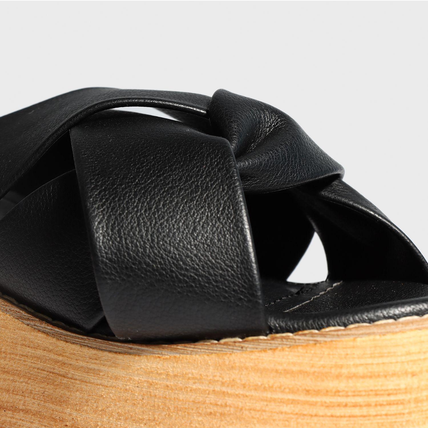 Sandalia Plataforma Negra Mujer 15627 Gotta-5