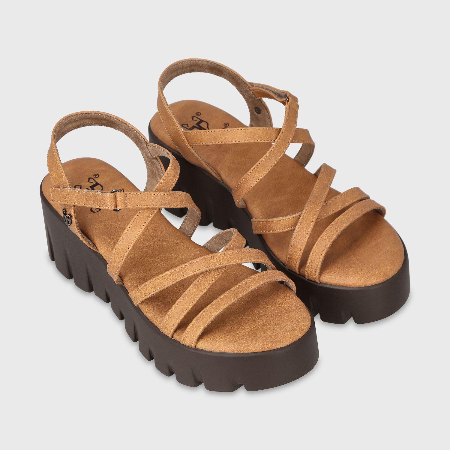 Sandalia Plataforma Café Mujer Gracia Gotta-2