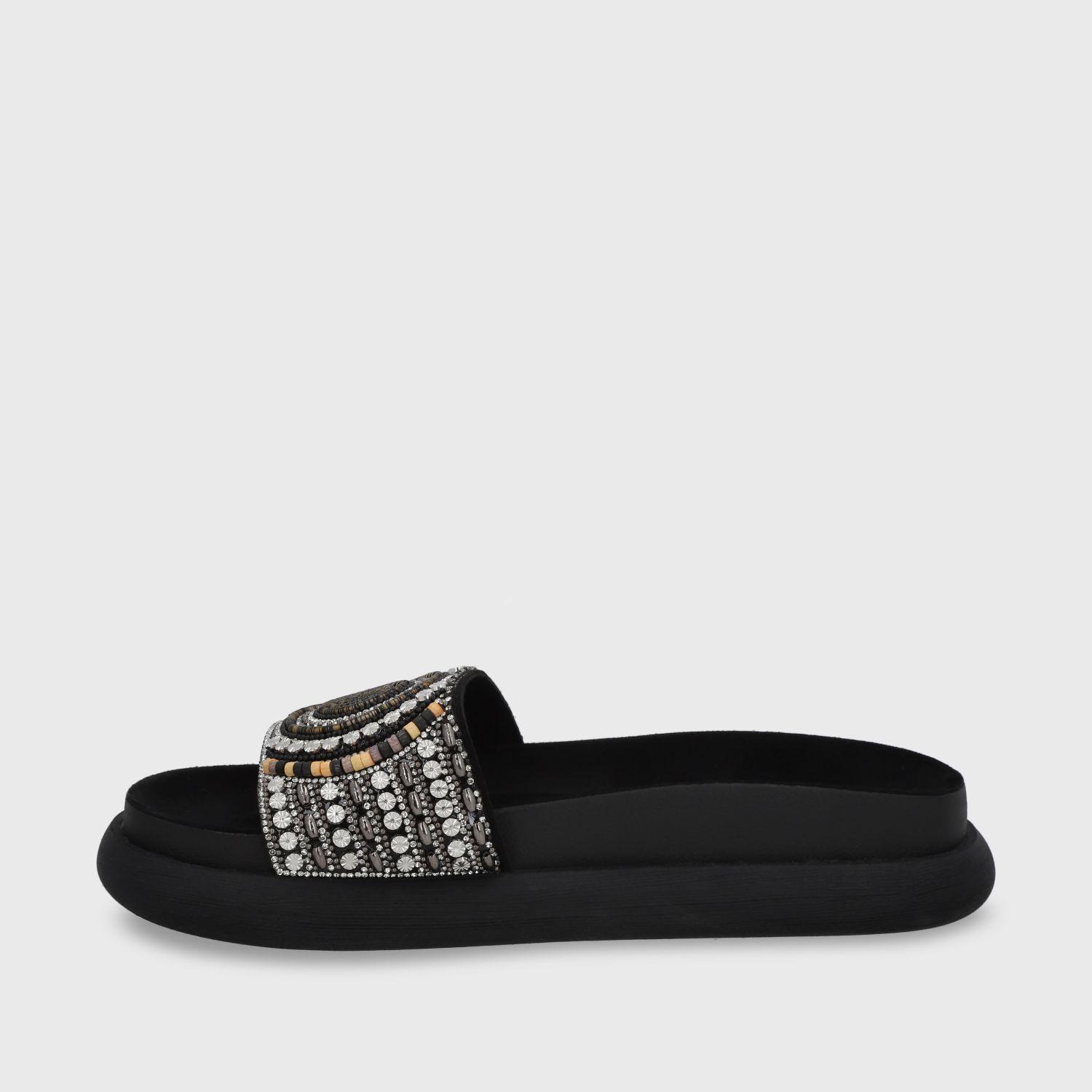 Sandalia Plano Negro Mujer 53704 Gotta-3