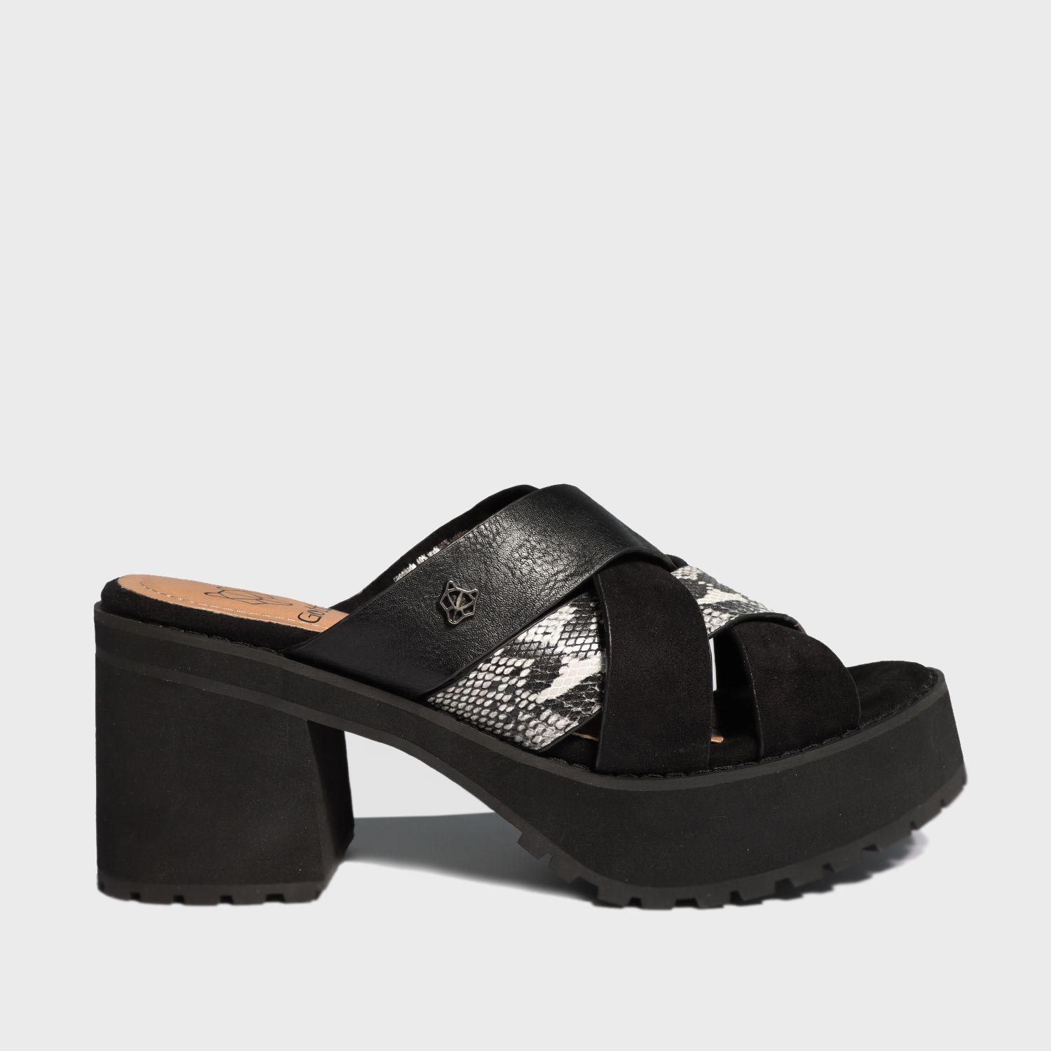Sandalia Negra Mujer 25795 Gotta-0