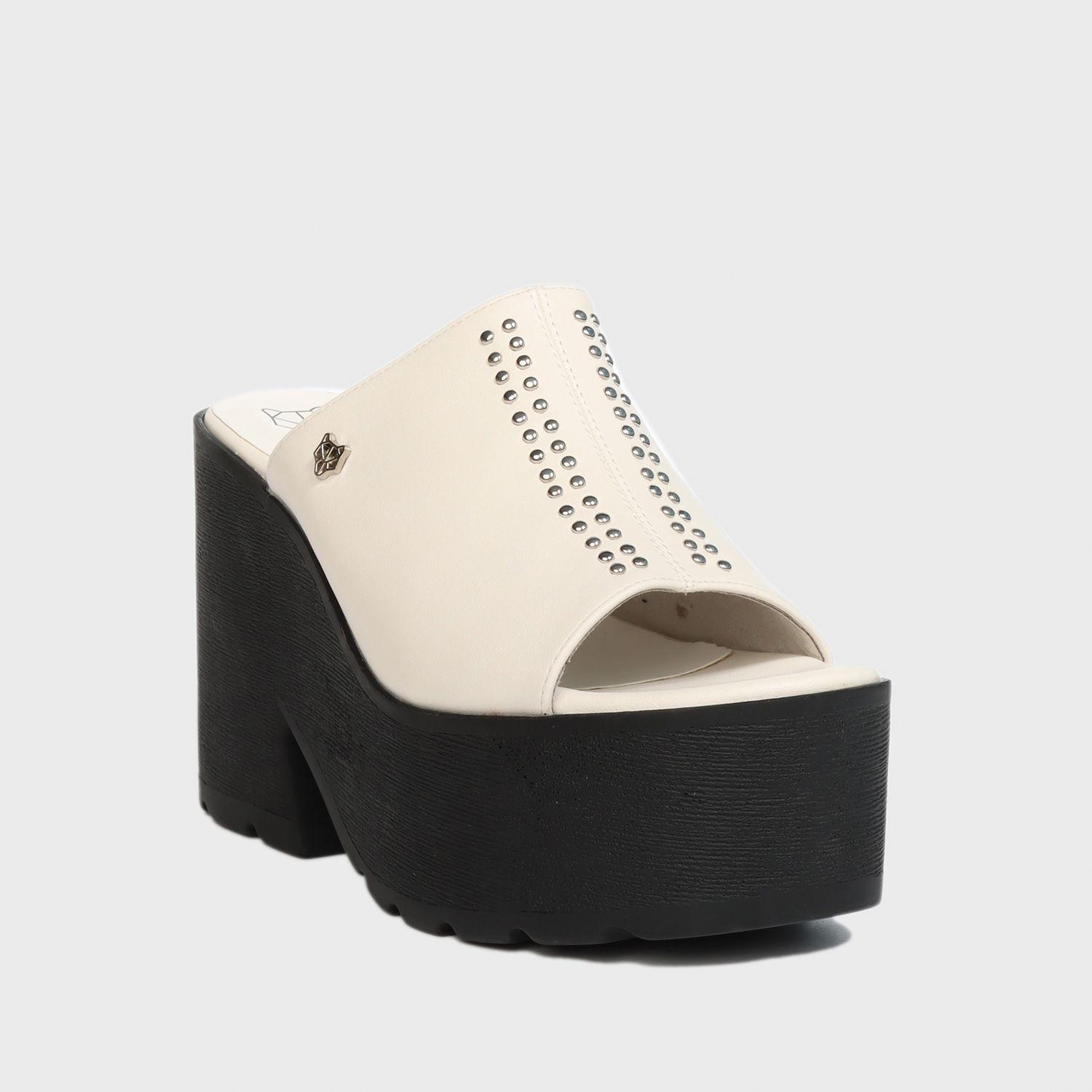 SANDALIA PLATAFORMA BLANCA 15691-1