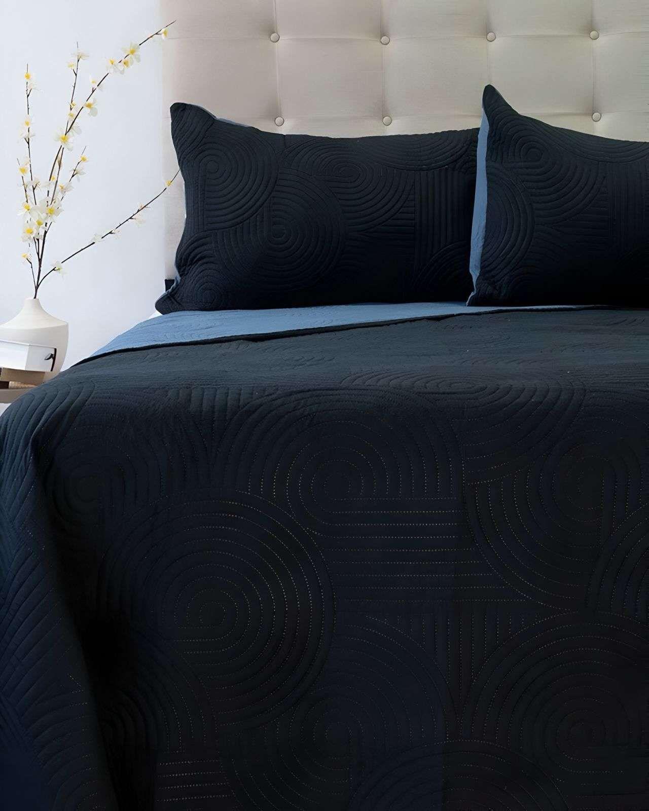 Quilt  Bicolor King Doral MAS 2 ALMOHADAS DE REGALO 06-3