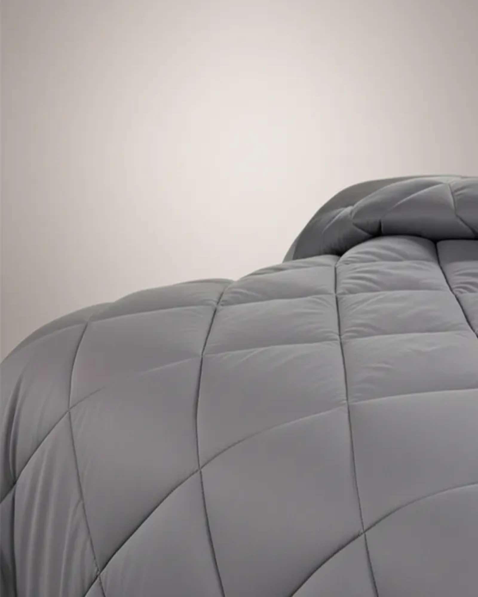 CUBRECAMA PLUMÓN NORDICO KING GRIS MAS 2 FUNDAS ALMOHADA-1