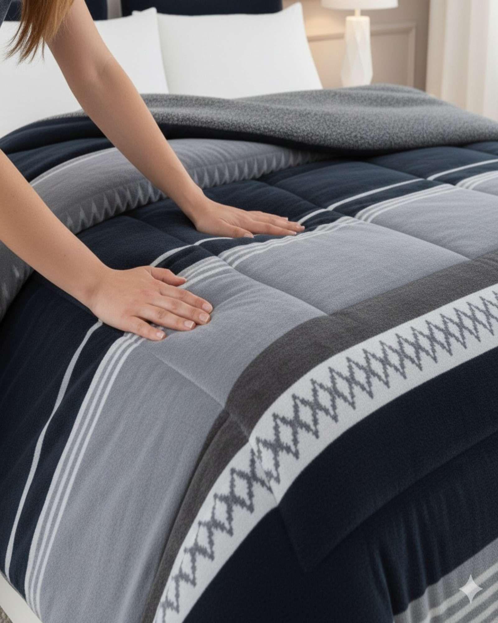 Cubrecama Premium Plush y Chiporro - gris - King-2