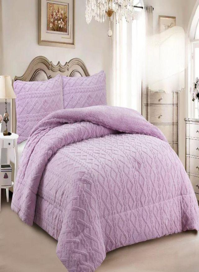 CUBRECAMA GRUESO TEXTURIZADO CON CHIPORRO |41-2