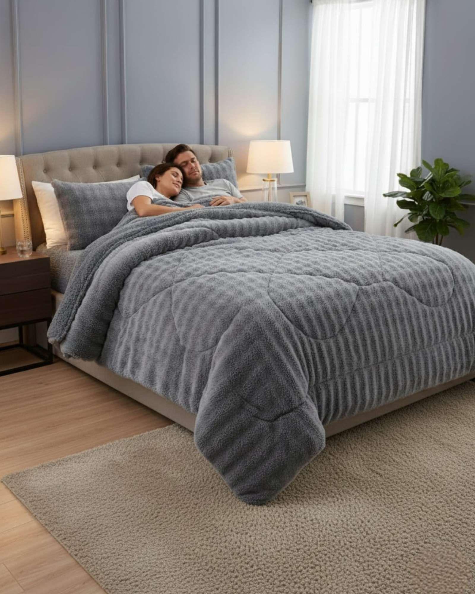 Cubrecama Acolchado Súper Calientito Plush con Chiporro 2 plazas gris-3