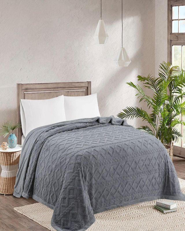 FRAZADA CON CHIPORRO PLAZA Y MEDIA NUEVA TEMPORADA 2025 P01-2